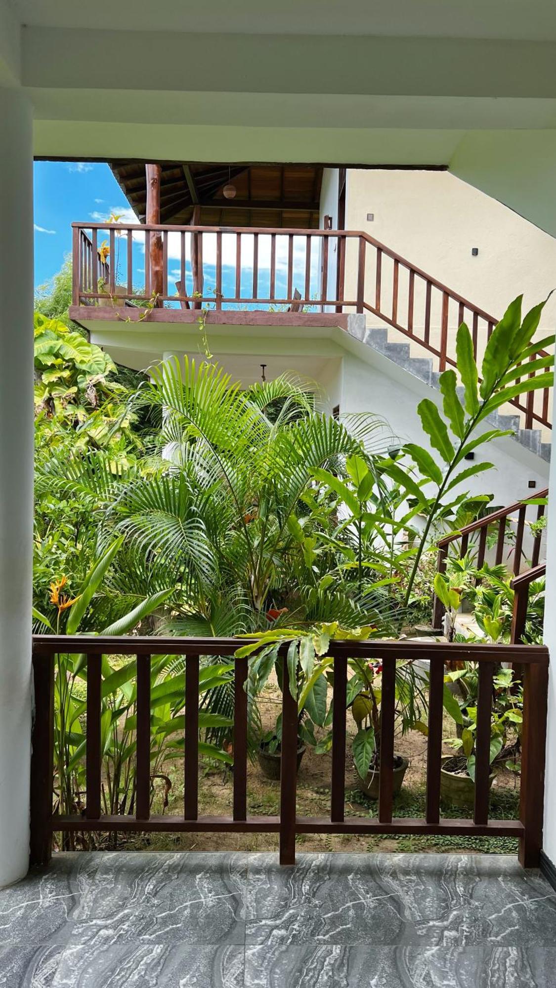 The Lookout Lodge Тангале Екстериор снимка